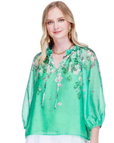 Dimensional Flowers Top - Emerald Bloom