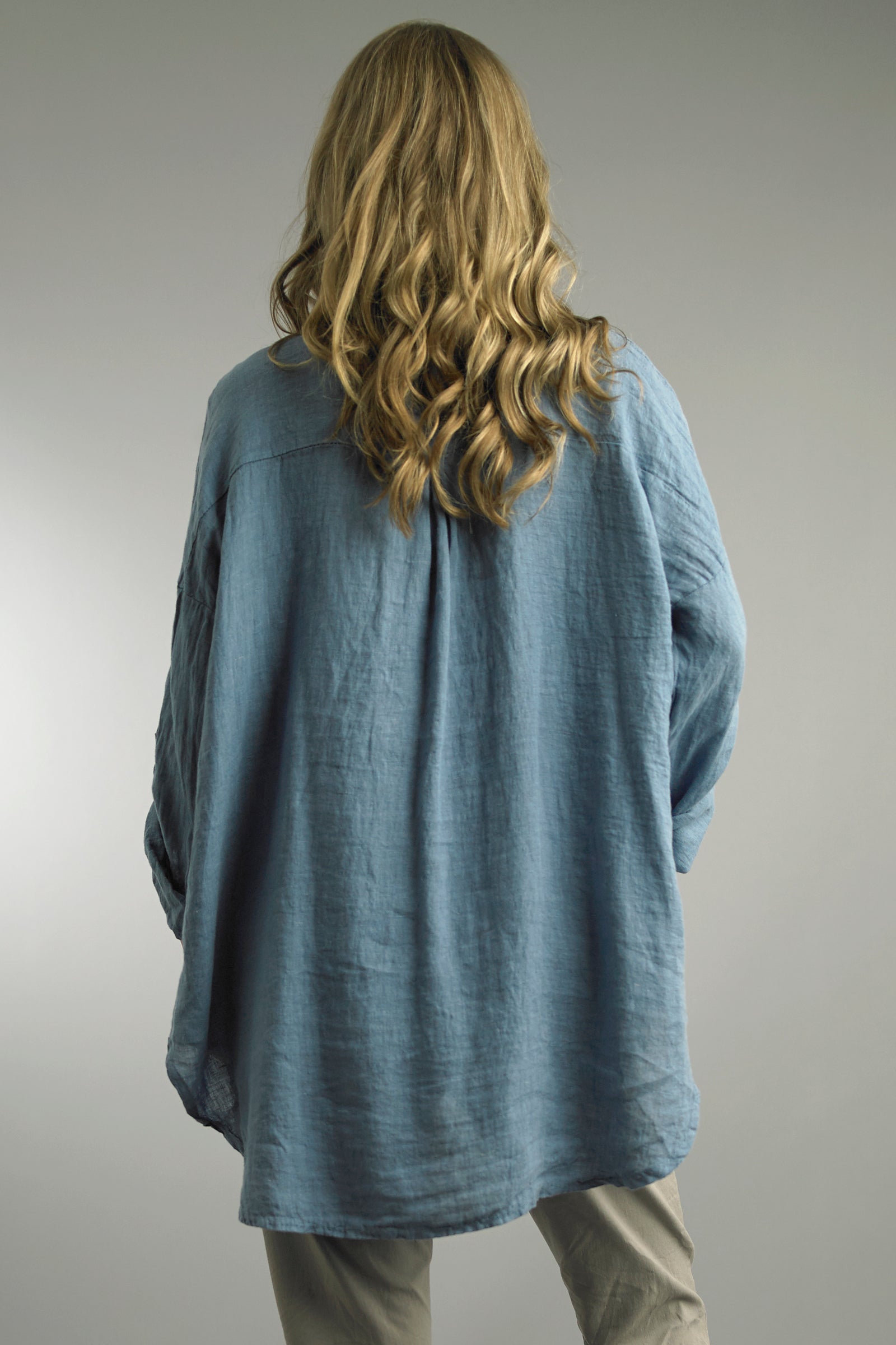 1-Pocket Button Top
