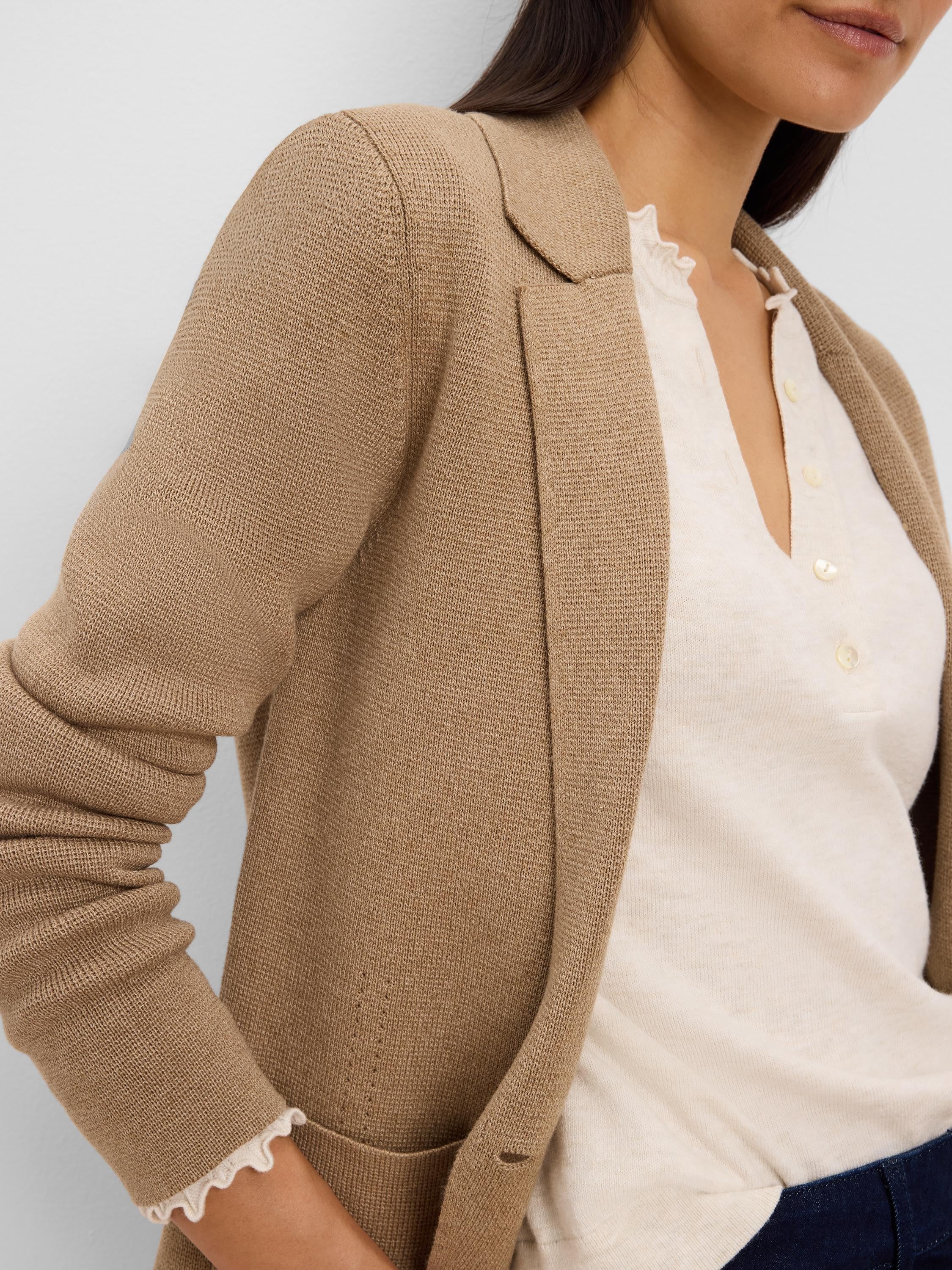 Elegant Knit Tailored Blazer